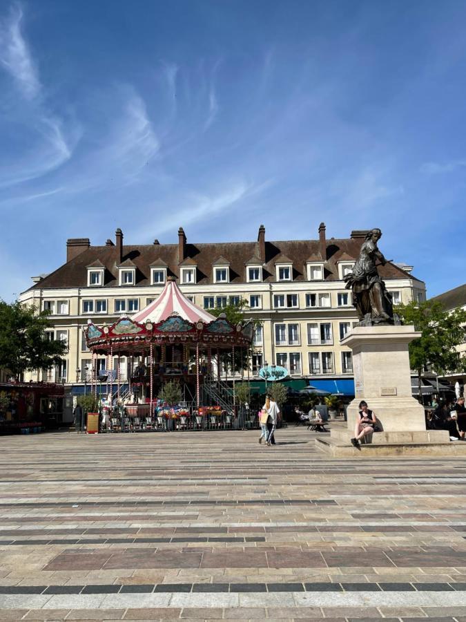Hyper Centre Ideal Aeroport Beauvais Luaran gambar